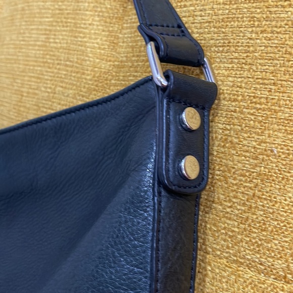 Used once Black Margot 100% leather bucket pocket book..☘️☘️ - Picture 4 of 10